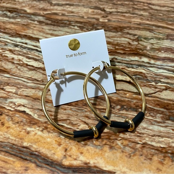 True To Form - Picture 14 of 14